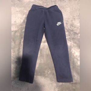 Boys Nike Sweatpants…. Size 6…. Navy Blue